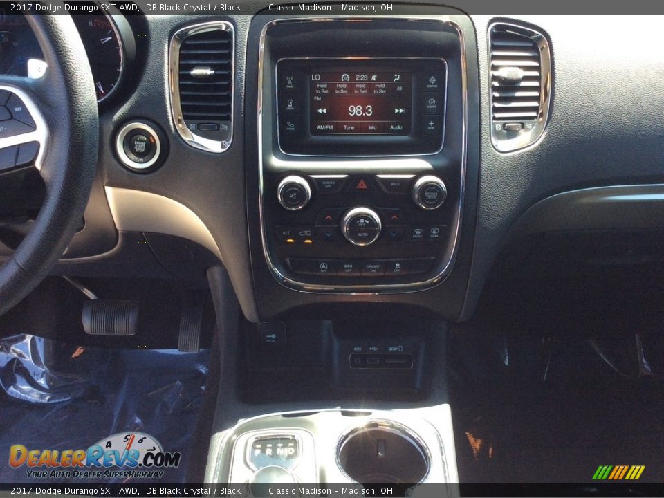 2017 Dodge Durango SXT AWD DB Black Crystal / Black Photo #18