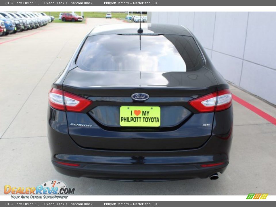 2014 Ford Fusion SE Tuxedo Black / Charcoal Black Photo #10