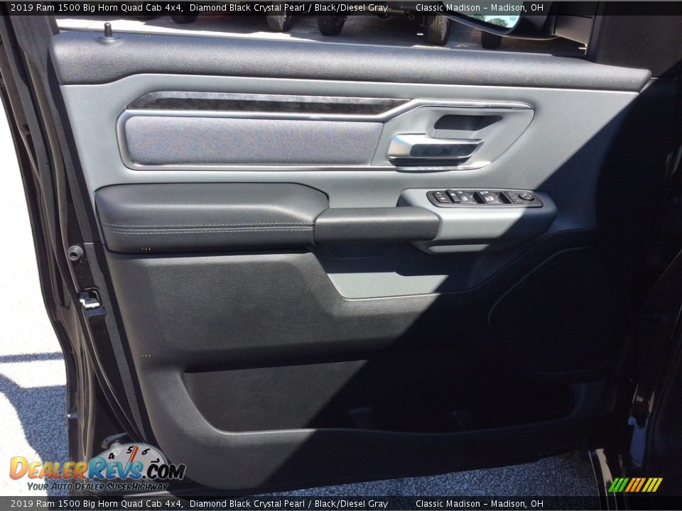 2019 Ram 1500 Big Horn Quad Cab 4x4 Diamond Black Crystal Pearl / Black/Diesel Gray Photo #10