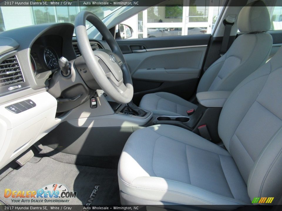 2017 Hyundai Elantra SE White / Gray Photo #11