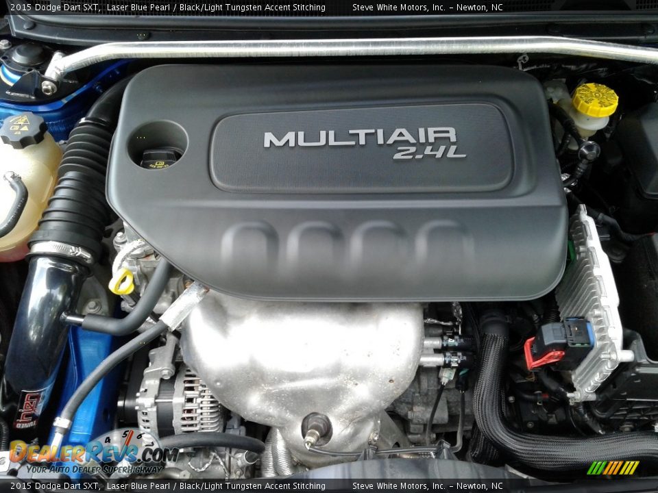 2015 Dodge Dart SXT Laser Blue Pearl / Black/Light Tungsten Accent Stitching Photo #30
