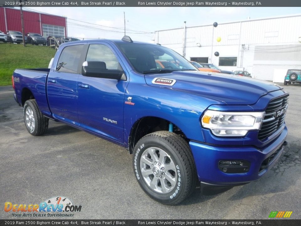 Front 3/4 View of 2019 Ram 2500 Bighorn Crew Cab 4x4 Photo #7