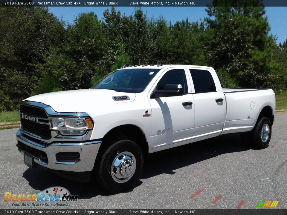 2019 Ram 3500 Tradesman Crew Cab 4x4 Bright White / Black Photo #2