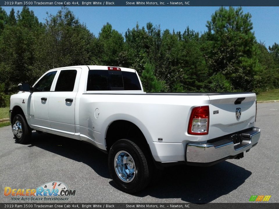 2019 Ram 3500 Tradesman Crew Cab 4x4 Bright White / Black Photo #8