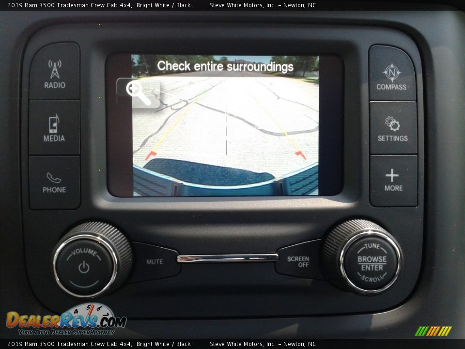 2019 Ram 3500 Tradesman Crew Cab 4x4 Bright White / Black Photo #20