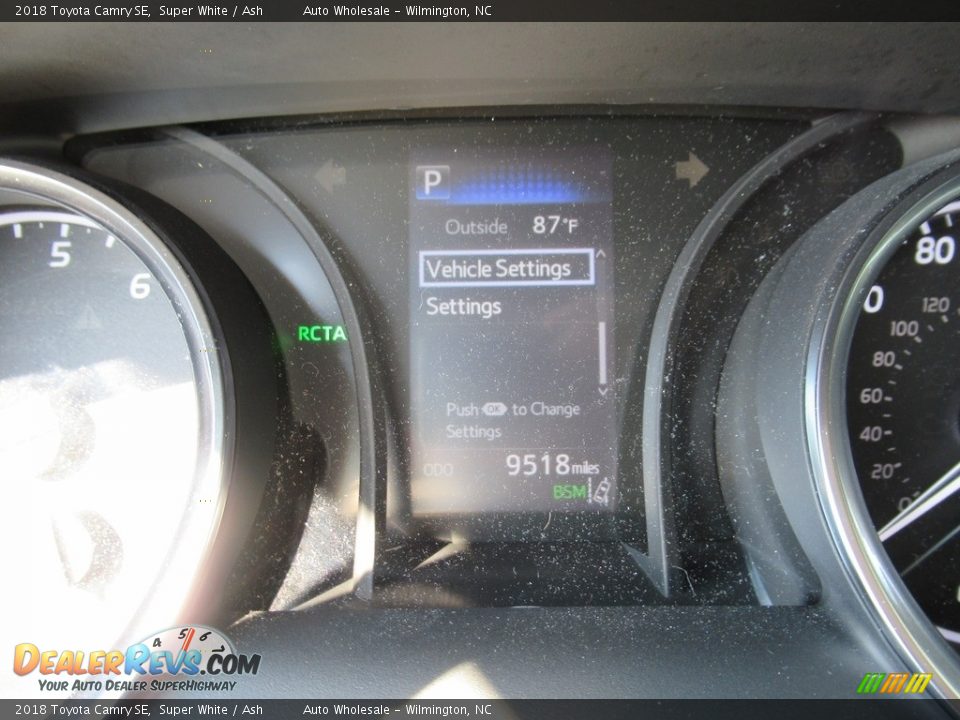 2018 Toyota Camry SE Super White / Ash Photo #16