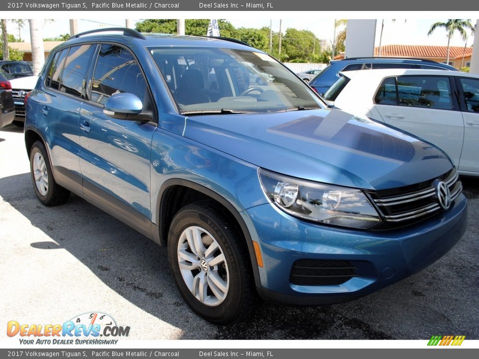 2017 Volkswagen Tiguan S Pacific Blue Metallic / Charcoal Photo #2