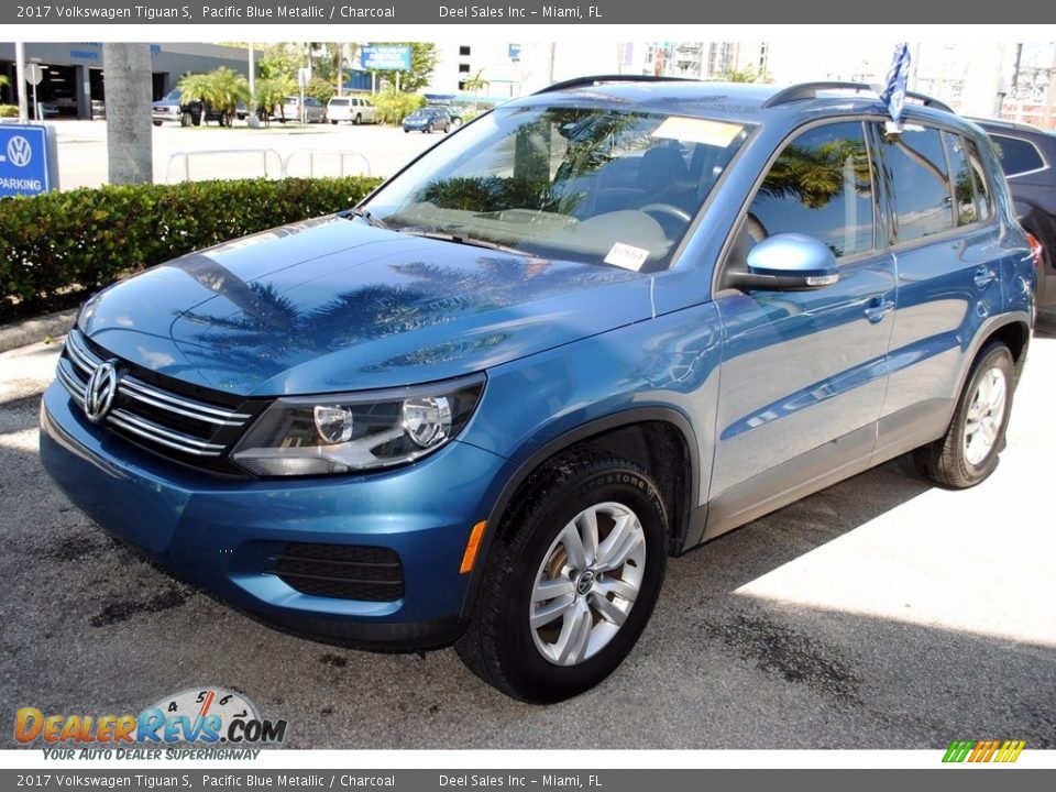 2017 Volkswagen Tiguan S Pacific Blue Metallic / Charcoal Photo #4