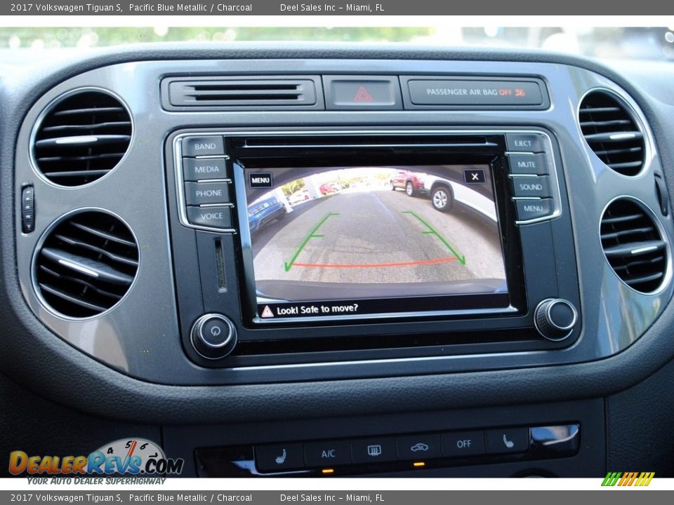 2017 Volkswagen Tiguan S Pacific Blue Metallic / Charcoal Photo #16