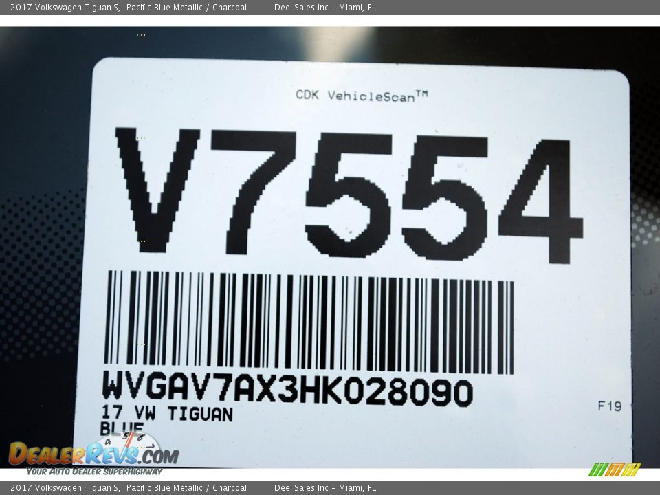 2017 Volkswagen Tiguan S Pacific Blue Metallic / Charcoal Photo #20