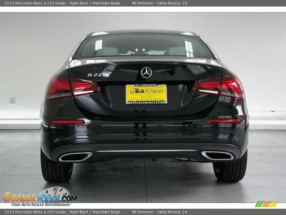 2019 Mercedes-Benz A 220 Sedan Night Black / Macchiato Beige Photo #3