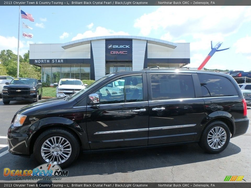 2013 Chrysler Town & Country Touring - L Brilliant Black Crystal Pearl / Black/Light Graystone Photo #1