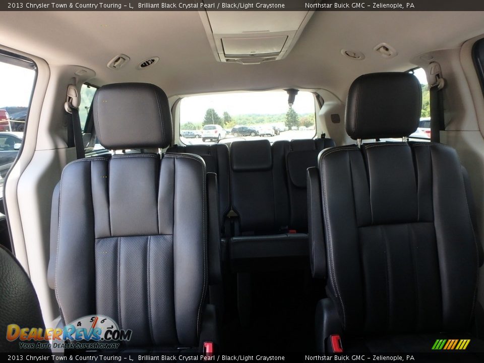 2013 Chrysler Town & Country Touring - L Brilliant Black Crystal Pearl / Black/Light Graystone Photo #7
