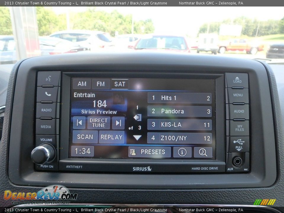 2013 Chrysler Town & Country Touring - L Brilliant Black Crystal Pearl / Black/Light Graystone Photo #25