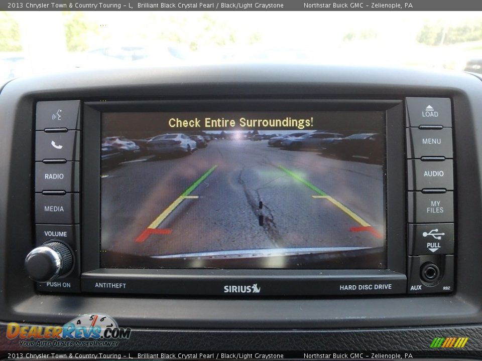 2013 Chrysler Town & Country Touring - L Brilliant Black Crystal Pearl / Black/Light Graystone Photo #26