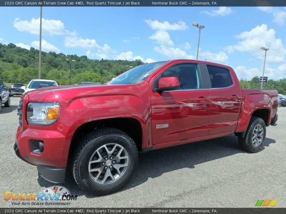 Front 3/4 View of 2020 GMC Canyon All Terrain Crew Cab 4WD Photo #1