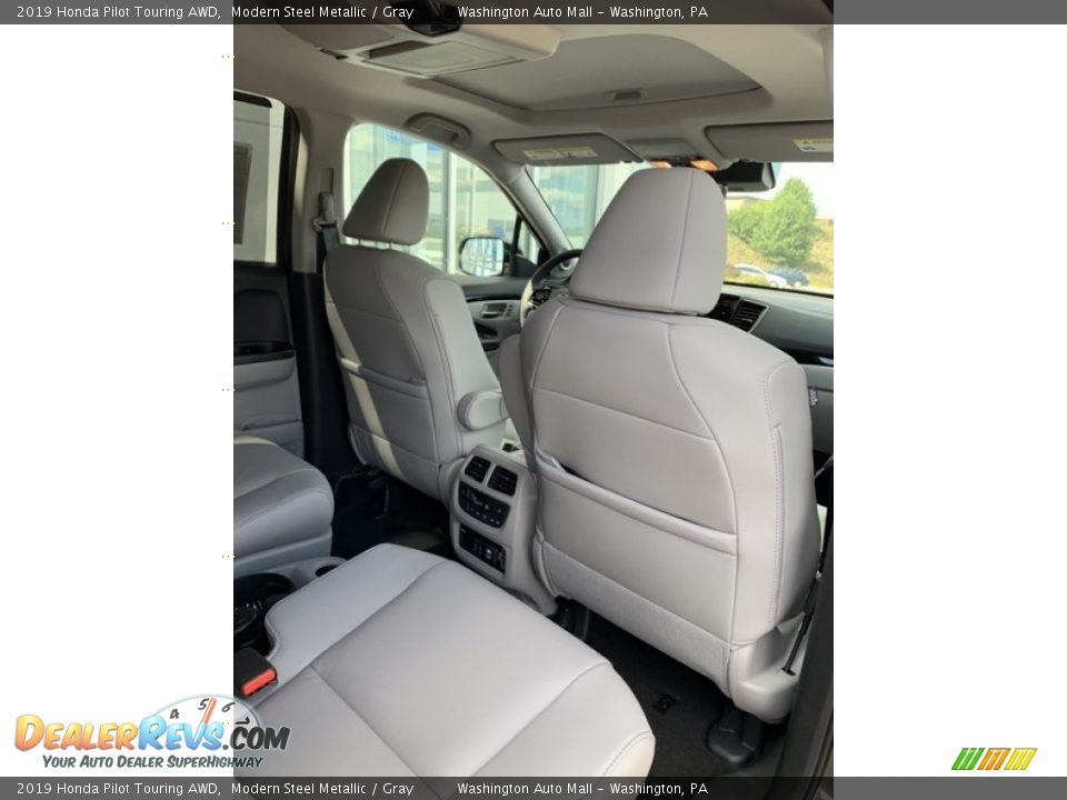 2019 Honda Pilot Touring AWD Modern Steel Metallic / Gray Photo #30