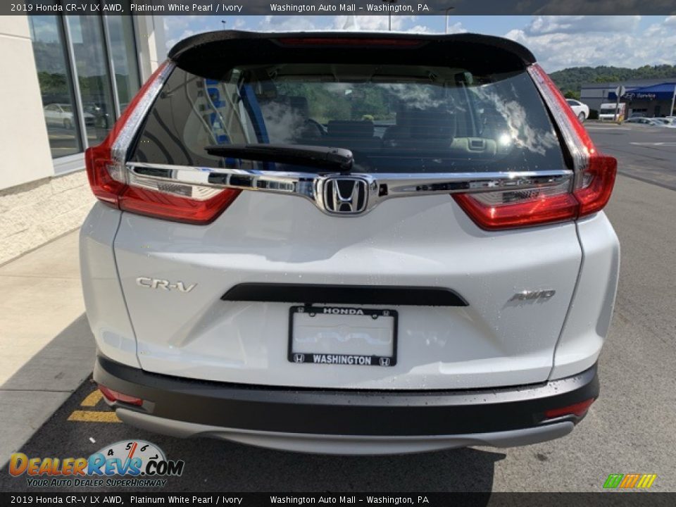 2019 Honda CR-V LX AWD Platinum White Pearl / Ivory Photo #6