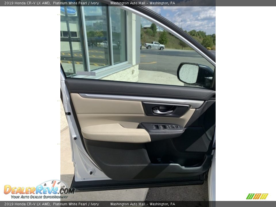 2019 Honda CR-V LX AWD Platinum White Pearl / Ivory Photo #10