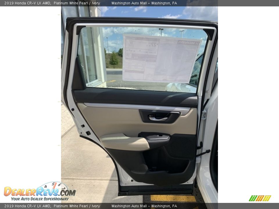 2019 Honda CR-V LX AWD Platinum White Pearl / Ivory Photo #16