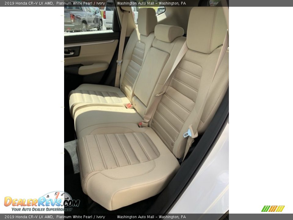 2019 Honda CR-V LX AWD Platinum White Pearl / Ivory Photo #18