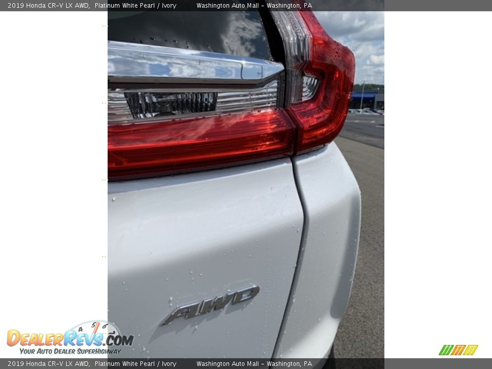 2019 Honda CR-V LX AWD Platinum White Pearl / Ivory Photo #22