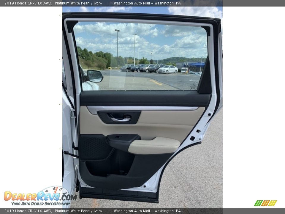 2019 Honda CR-V LX AWD Platinum White Pearl / Ivory Photo #23