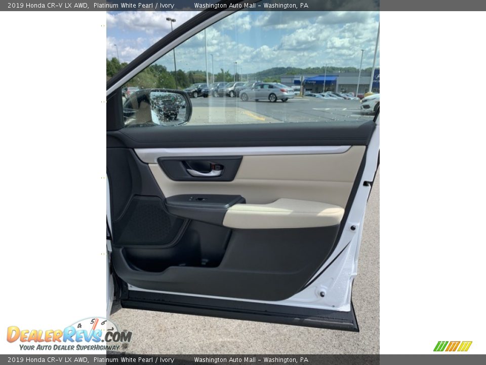 2019 Honda CR-V LX AWD Platinum White Pearl / Ivory Photo #26