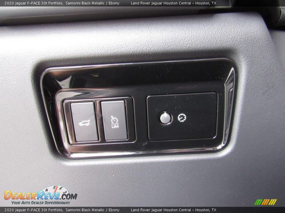 2020 Jaguar F-PACE 30t Portfolio Santorini Black Metallic / Ebony Photo #27