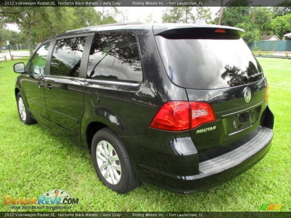 2012 Volkswagen Routan SE Nocturne Black Metallic / Aero Gray Photo #9