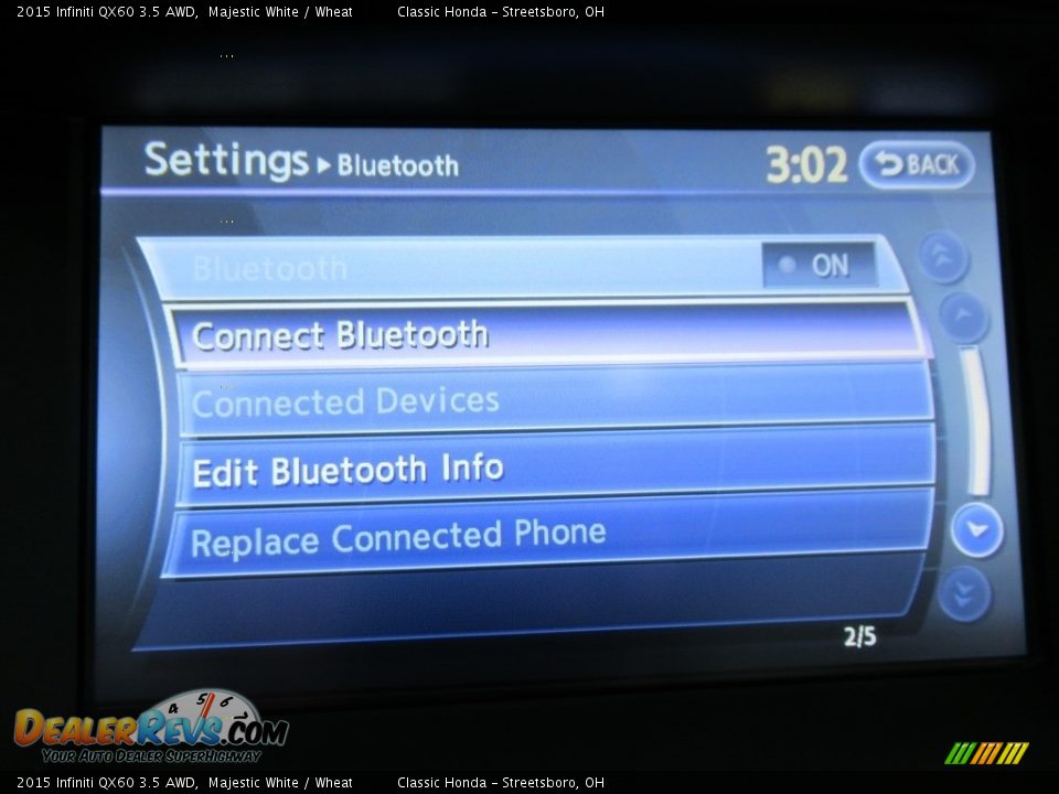 2015 Infiniti QX60 3.5 AWD Majestic White / Wheat Photo #30