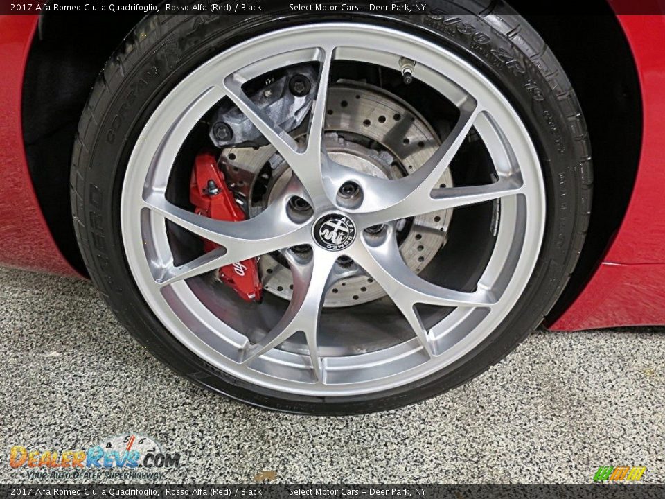 2017 Alfa Romeo Giulia Quadrifoglio Rosso Alfa (Red) / Black Photo #13
