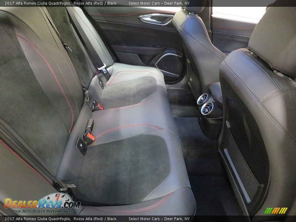 2017 Alfa Romeo Giulia Quadrifoglio Rosso Alfa (Red) / Black Photo #20