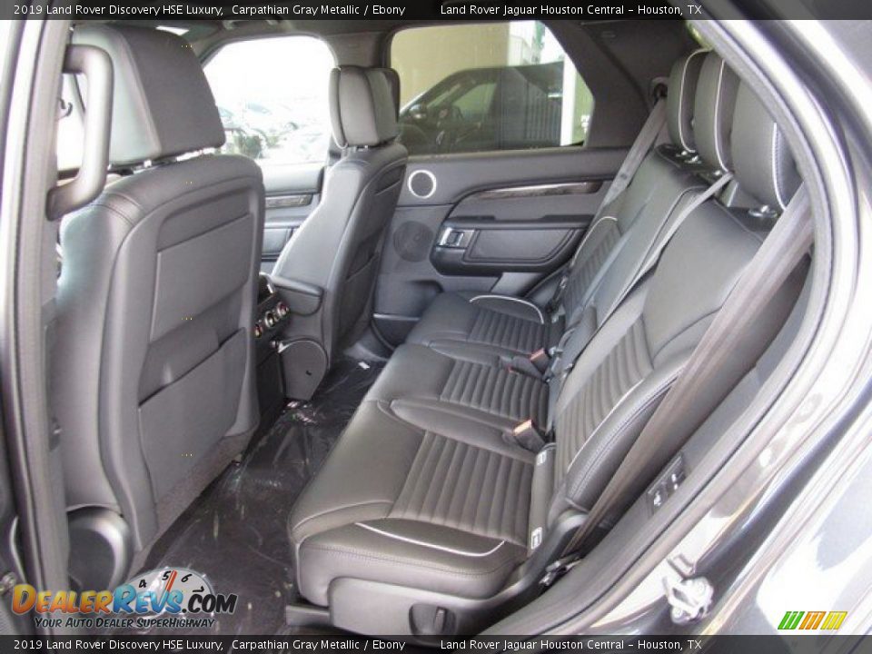 Rear Seat of 2019 Land Rover Discovery HSE Luxury Photo #5