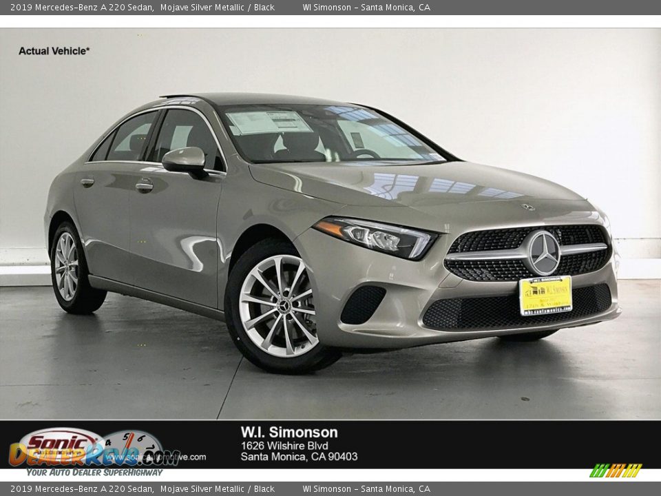 2019 Mercedes-Benz A 220 Sedan Mojave Silver Metallic / Black Photo #1