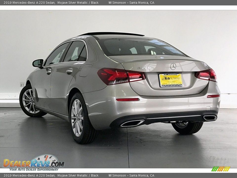 2019 Mercedes-Benz A 220 Sedan Mojave Silver Metallic / Black Photo #2