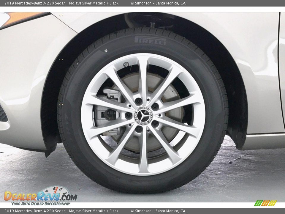 2019 Mercedes-Benz A 220 Sedan Mojave Silver Metallic / Black Photo #9