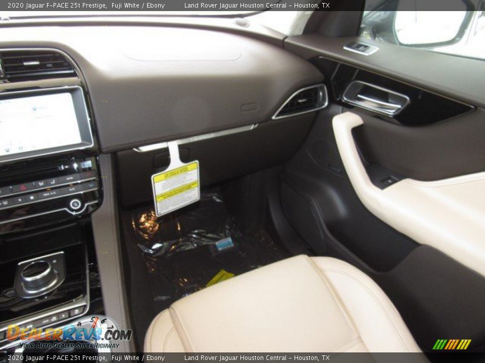 2020 Jaguar F-PACE 25t Prestige Fuji White / Ebony Photo #14