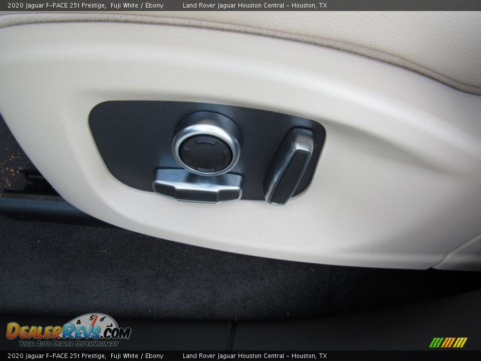 2020 Jaguar F-PACE 25t Prestige Fuji White / Ebony Photo #26