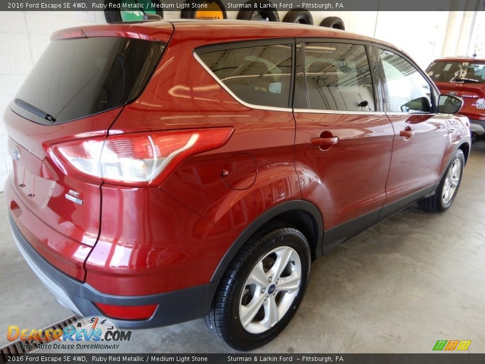 2016 Ford Escape SE 4WD Ruby Red Metallic / Medium Light Stone Photo #4