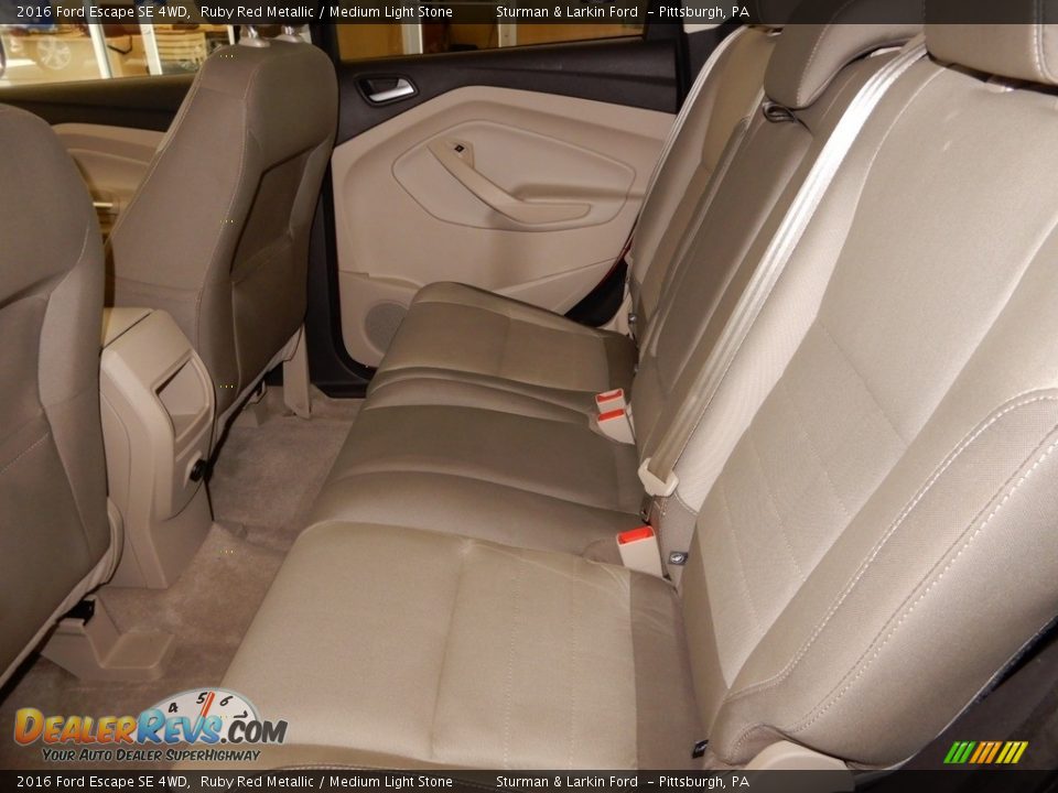 2016 Ford Escape SE 4WD Ruby Red Metallic / Medium Light Stone Photo #17