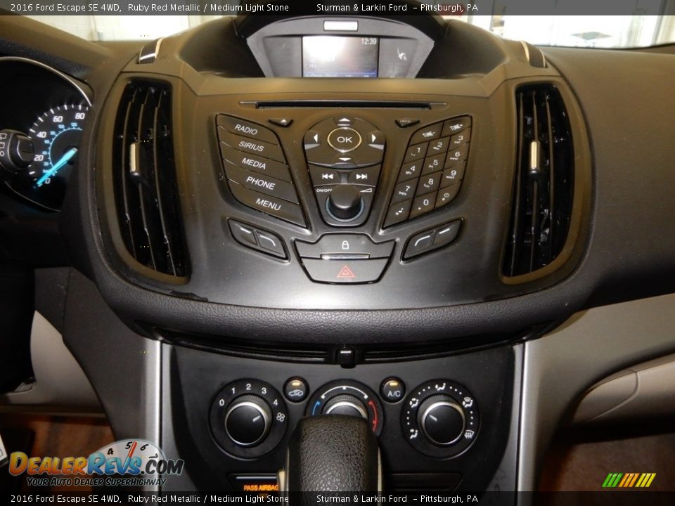 2016 Ford Escape SE 4WD Ruby Red Metallic / Medium Light Stone Photo #24