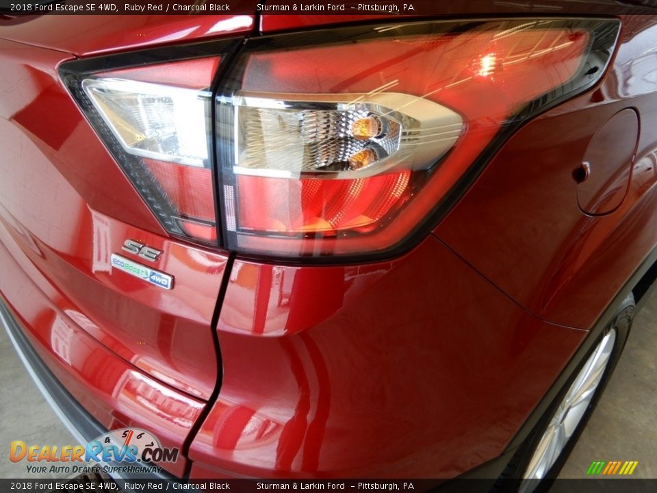 2018 Ford Escape SE 4WD Ruby Red / Charcoal Black Photo #5