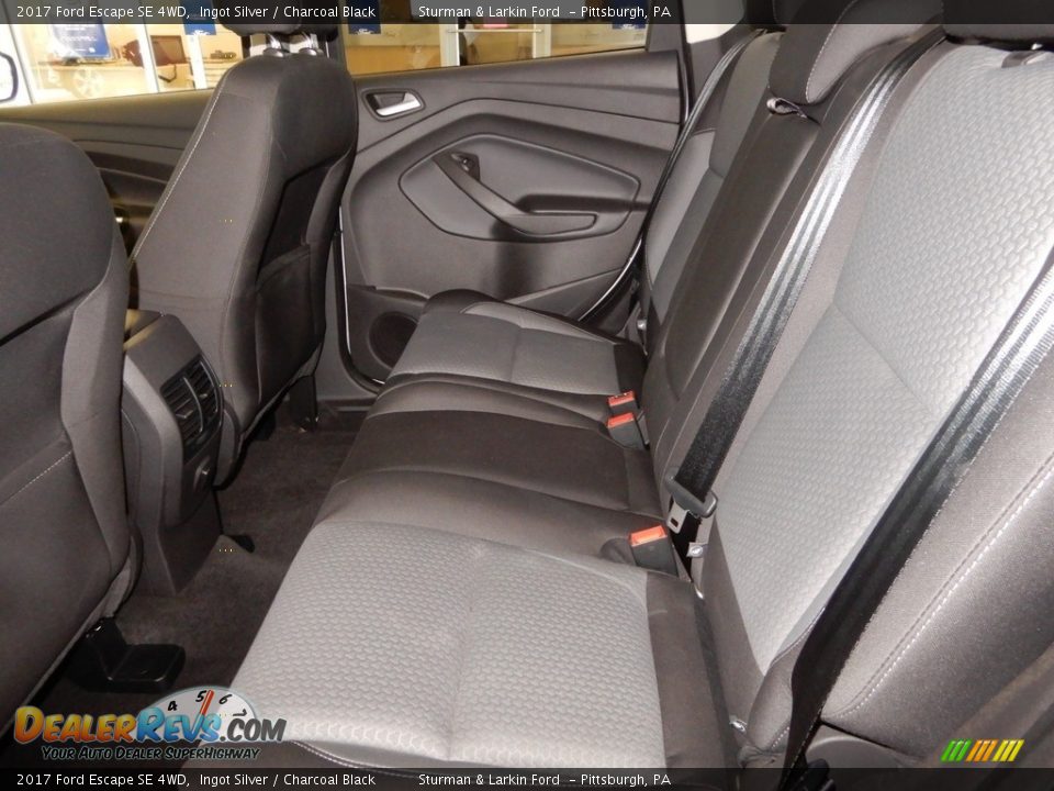 2017 Ford Escape SE 4WD Ingot Silver / Charcoal Black Photo #17