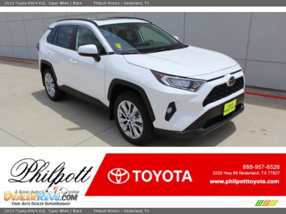 2019 Toyota RAV4 XLE Super White / Black Photo #1