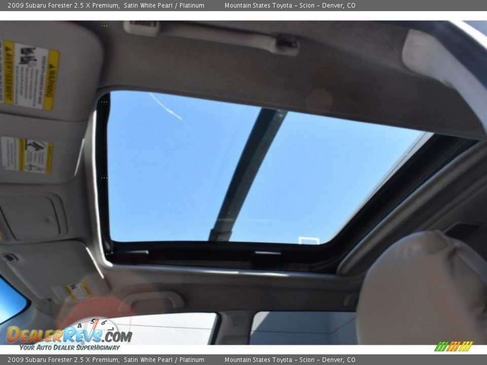 2009 Subaru Forester 2.5 X Premium Satin White Pearl / Platinum Photo #10