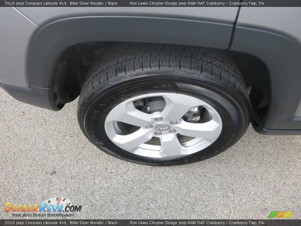 2019 Jeep Compass Latitude 4x4 Billet Silver Metallic / Black Photo #9