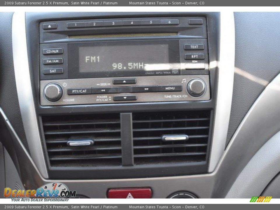 2009 Subaru Forester 2.5 X Premium Satin White Pearl / Platinum Photo #11