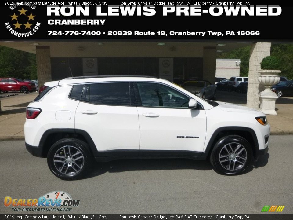 2019 Jeep Compass Latitude 4x4 White / Black/Ski Gray Photo #1