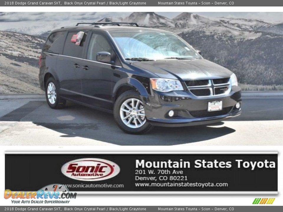 2018 Dodge Grand Caravan SXT Black Onyx Crystal Pearl / Black/Light Graystone Photo #1